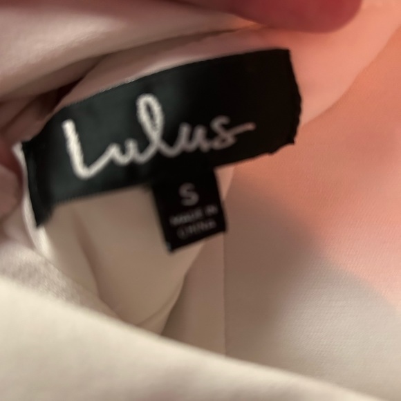 Lulus white ruffle body con dress size small - Picture 3 of 4